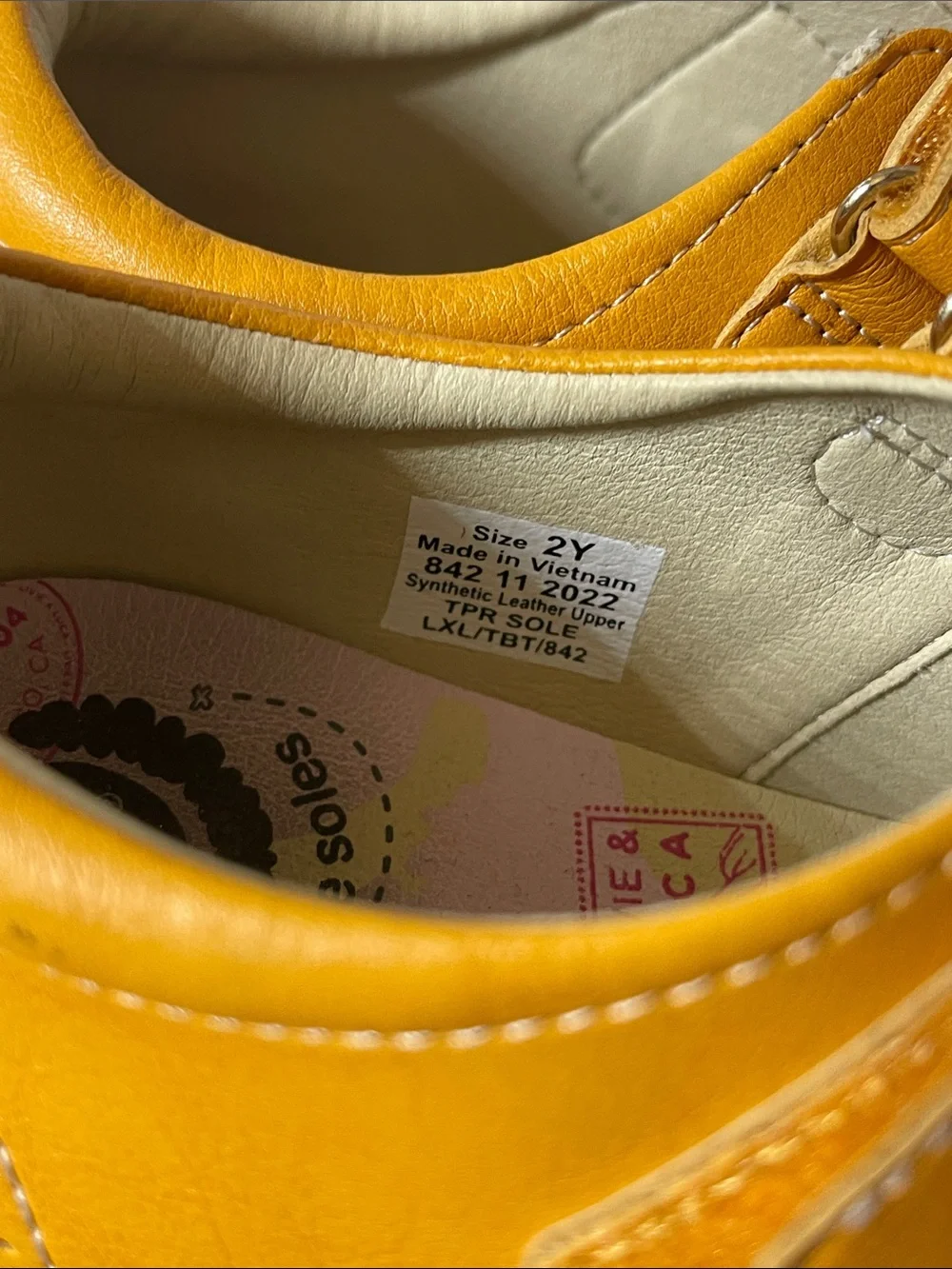 Livie & Luca Mustard Yellow Mary Jane Shoes girls size 2